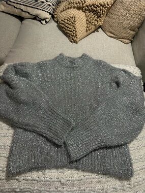 H&M Silver Metallic Heather Gray Crewneck Sweater